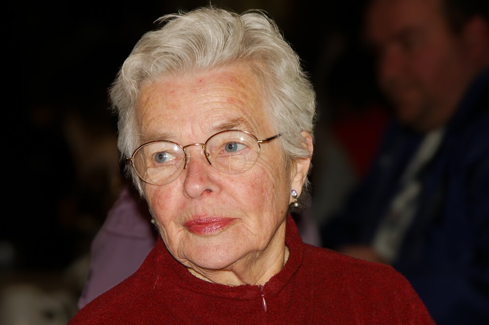 Francina  deZoete